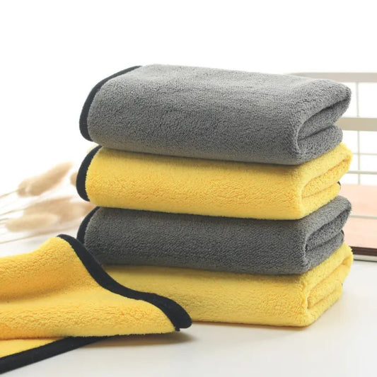 400 GSM Microfiber Towel (30*40 cm)