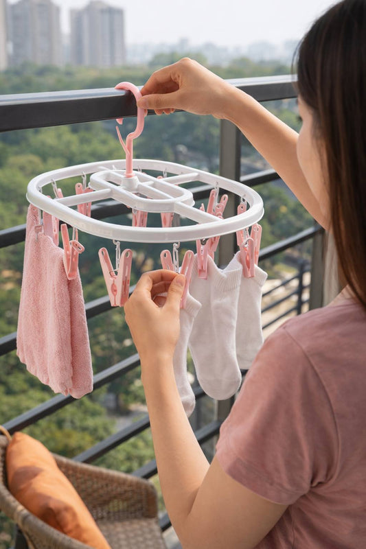 16 Clip Oval Socks Hanger (Imported)